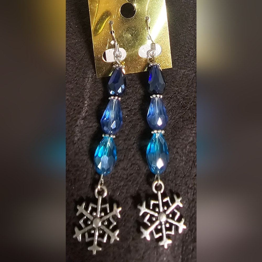 Blue snowflake earrings